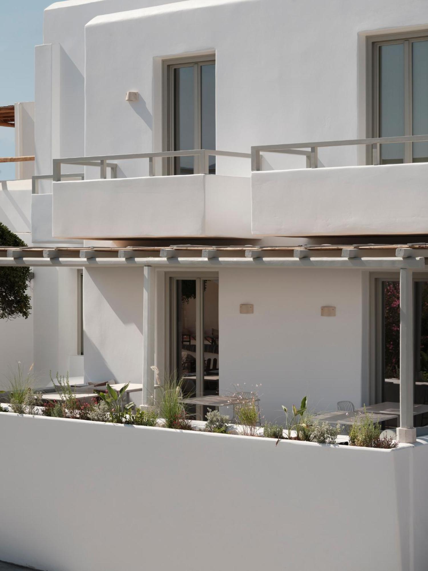 Akria Seaside Suites Nausa Zewnętrze zdjęcie