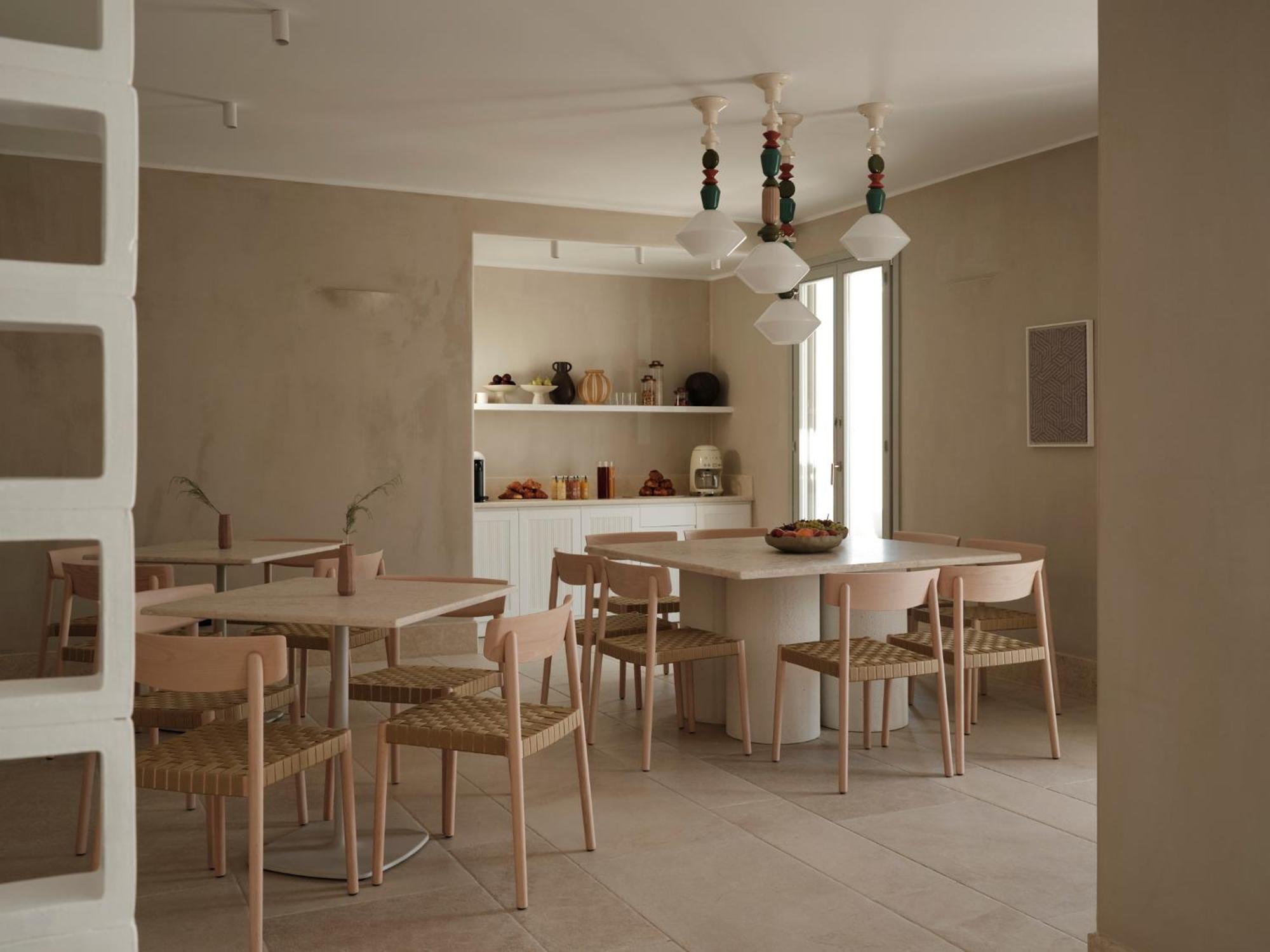 Akria Seaside Suites Nausa Zewnętrze zdjęcie