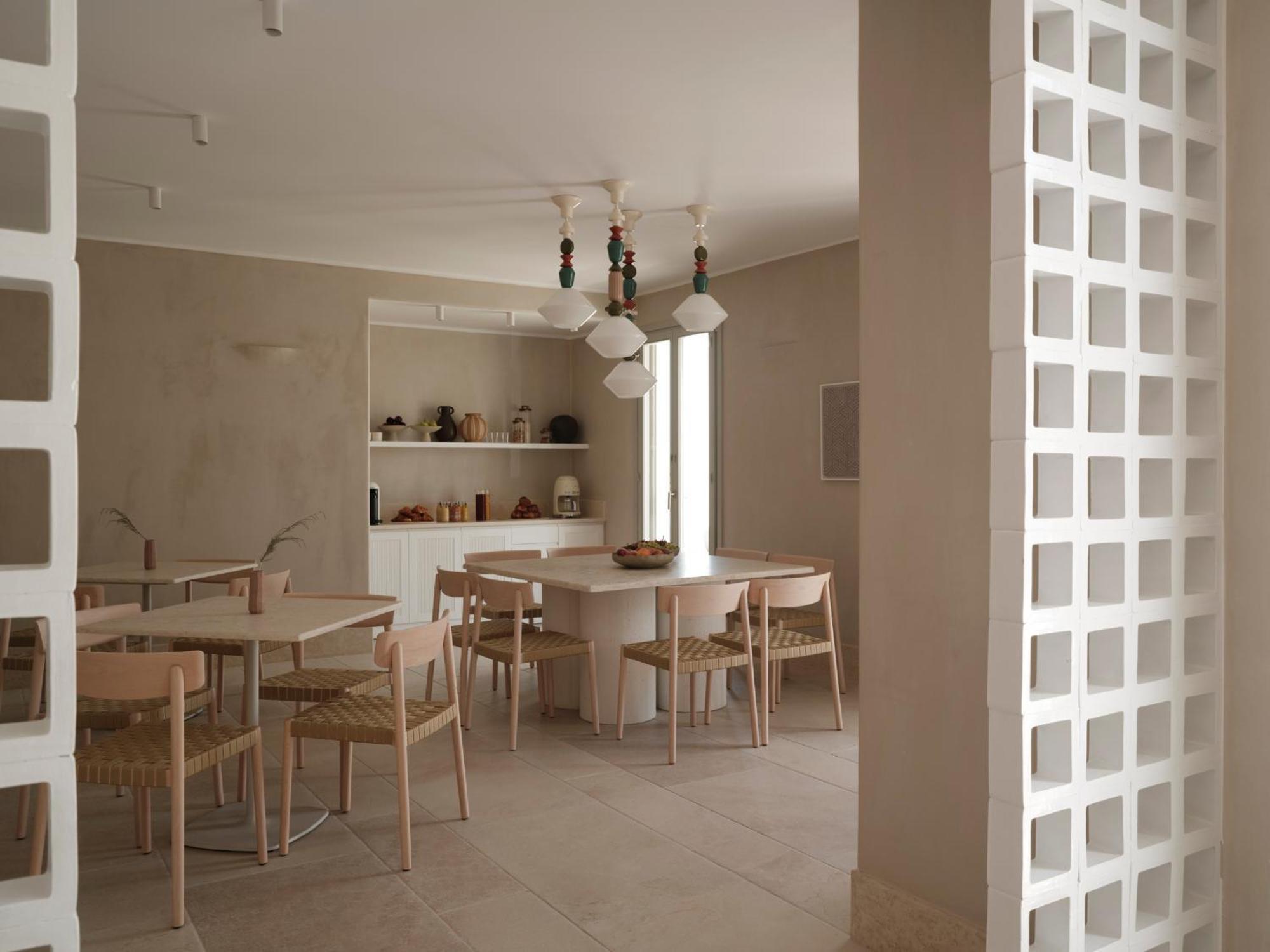 Akria Seaside Suites Nausa Zewnętrze zdjęcie