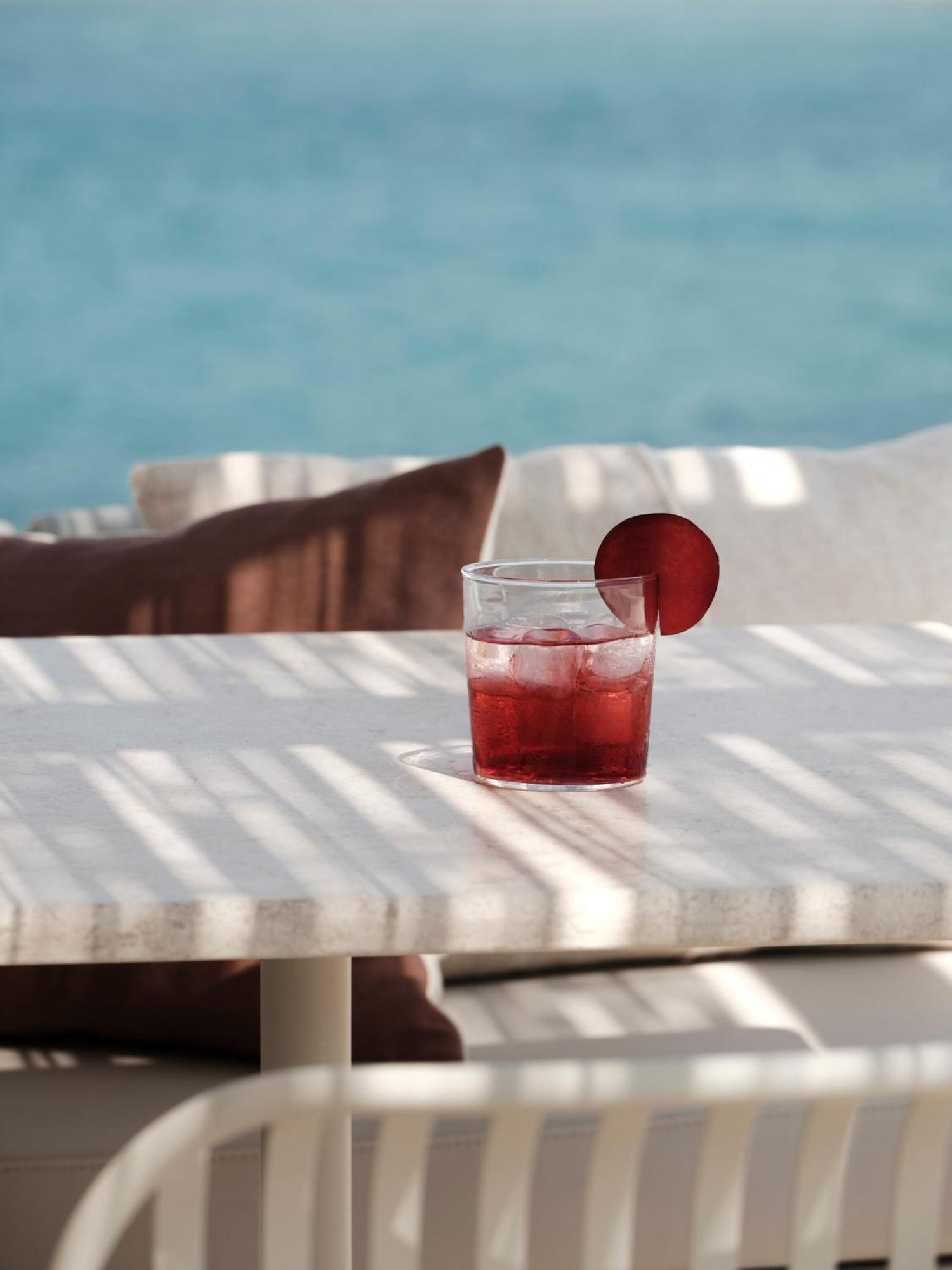 Akria Seaside Suites Nausa Zewnętrze zdjęcie